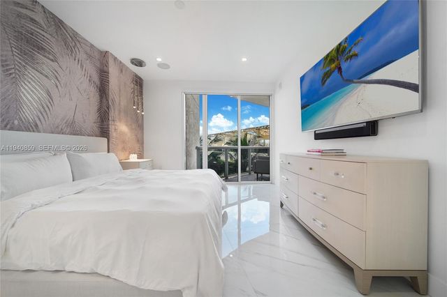 400 Alton Rd 409, Miami Beach, FL 33139