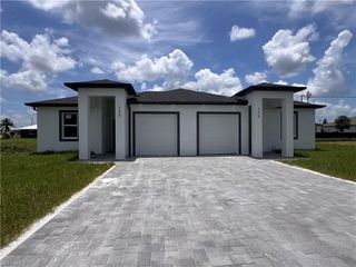 736 Alabama RD S, Lehigh Acres, FL 33974
