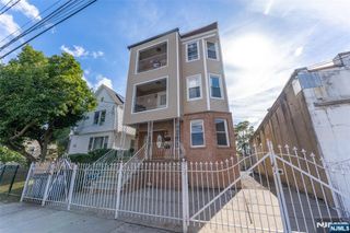 590 Hawthorne Avenue, Newark, NJ 07112
