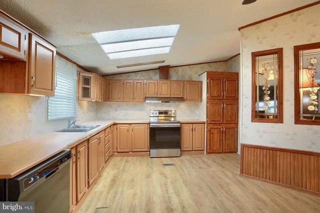 120 DEANN LN, Grantville, PA 17028