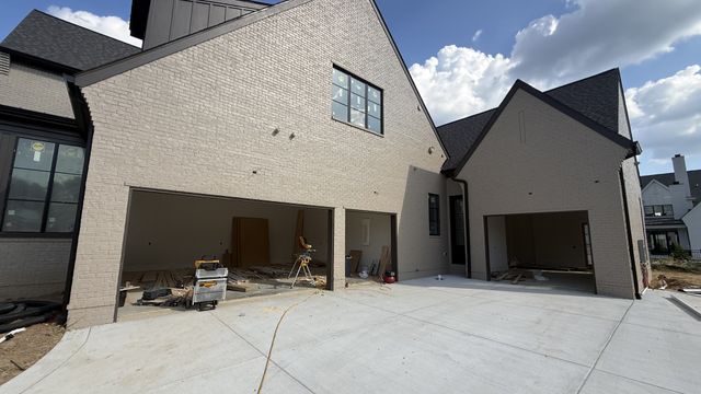 8107 Turning Point Dr, Brentwood, TN 37027