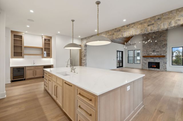 8107 Turning Point Dr, Brentwood, TN 37027
