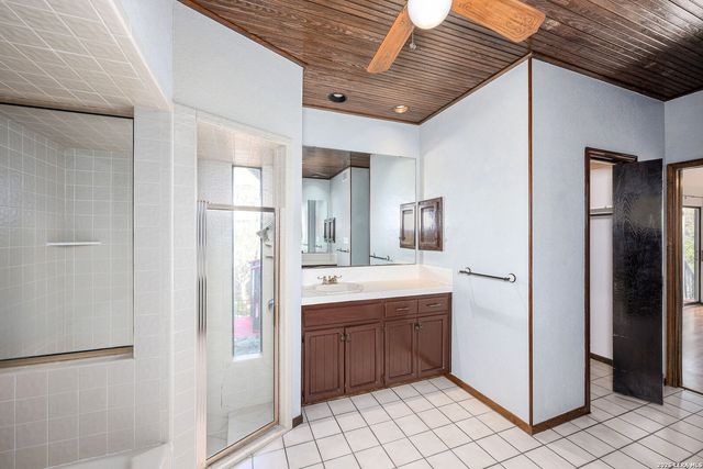 23314 Eagle Gap, San Antonio, TX 78255