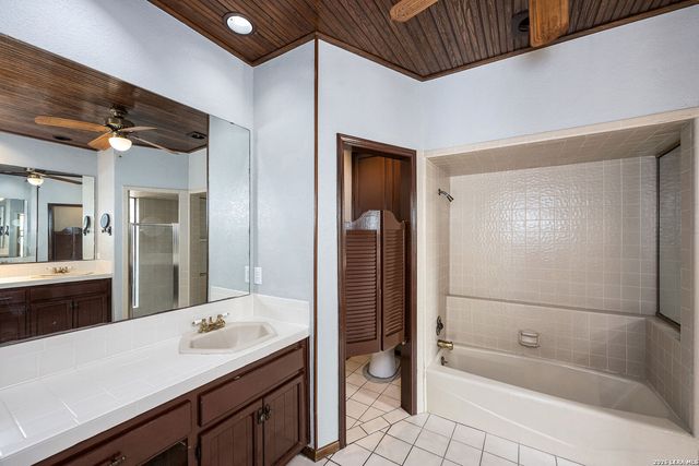 23314 Eagle Gap, San Antonio, TX 78255