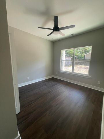 10 Charles Drive, Chattanooga, TN 37421