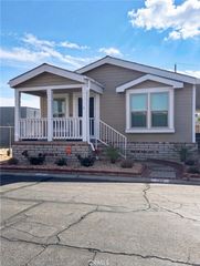 2205 W Acacia 190, Hemet, CA 92545