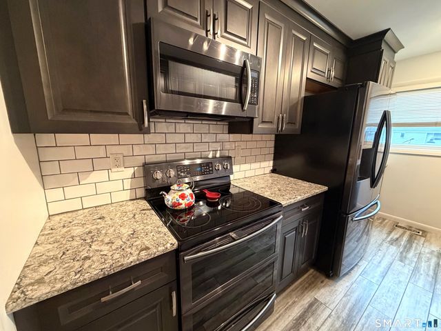 161 Pheasant Lane 161, Branford, CT 06405