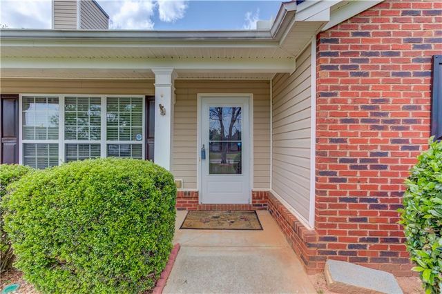 2504 Amelia Way, Statham, GA 30666