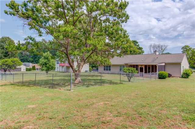 2504 Amelia Way, Statham, GA 30666