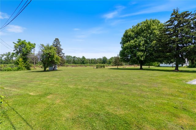 3601 Sunset Lane, Williamson, NY 14589
