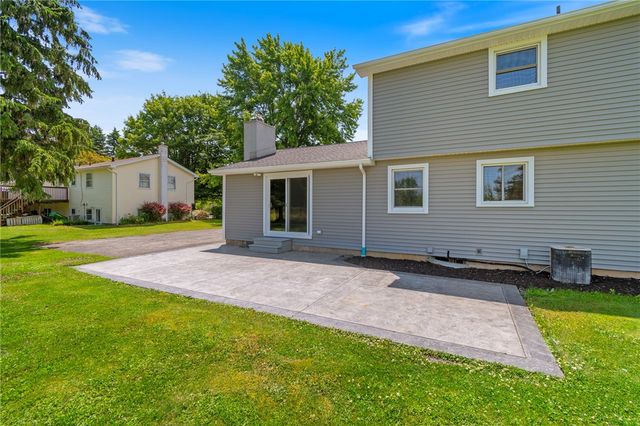 3601 Sunset Lane, Williamson, NY 14589