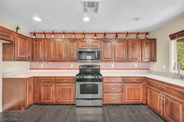 8924 Jennifer Anne Avenue, Las Vegas, NV 89149