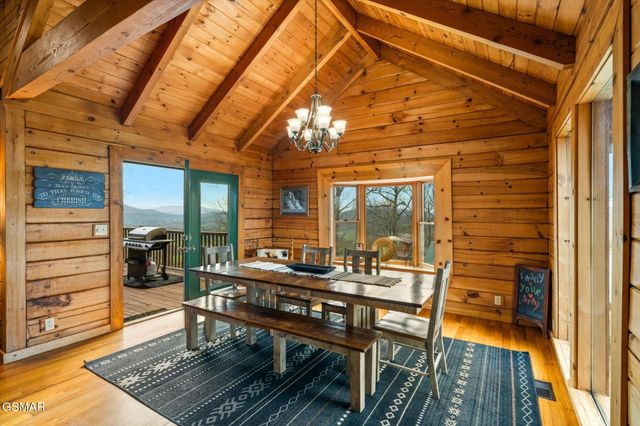 2485 Black Bear Ridge Way, Sevierville, TN 37862