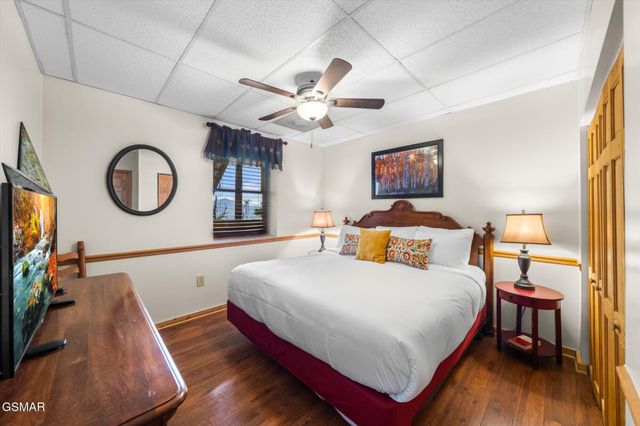 2485 Black Bear Ridge Way, Sevierville, TN 37862