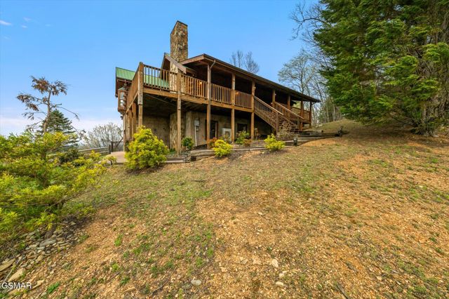2485 Black Bear Ridge Way, Sevierville, TN 37862