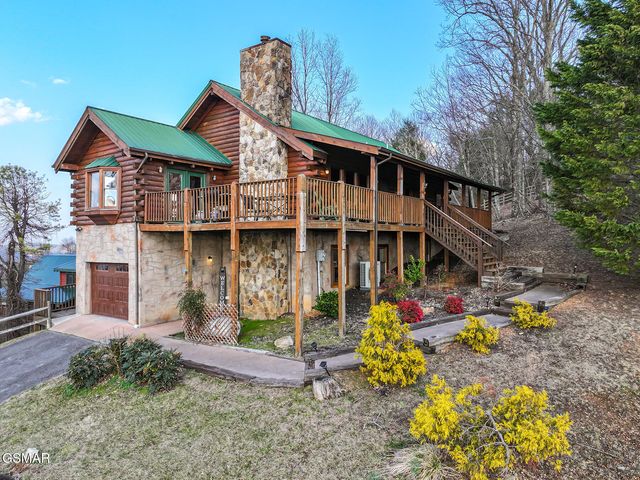 2485 Black Bear Ridge Way, Sevierville, TN 37862