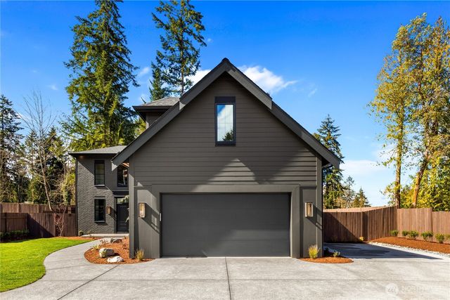 601 Chris David Drive, Steilacoom, WA 98388