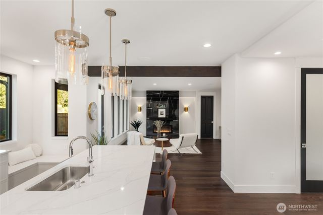 601 Chris David Drive, Steilacoom, WA 98388