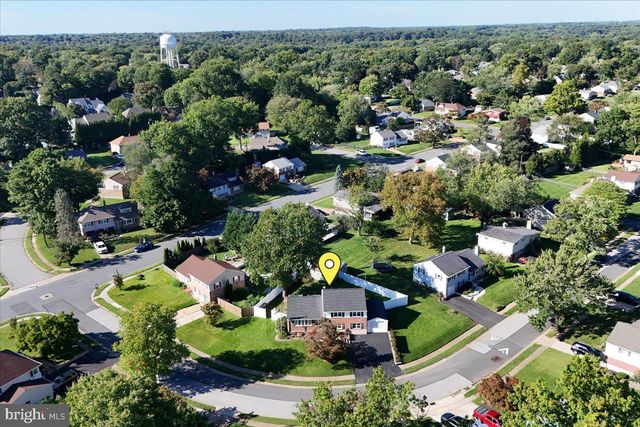 1803 GRAVERS LN, Wilmington, DE 19810