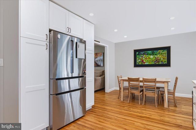 1803 GRAVERS LN, Wilmington, DE 19810