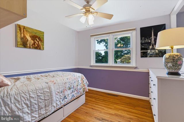 1803 GRAVERS LN, Wilmington, DE 19810