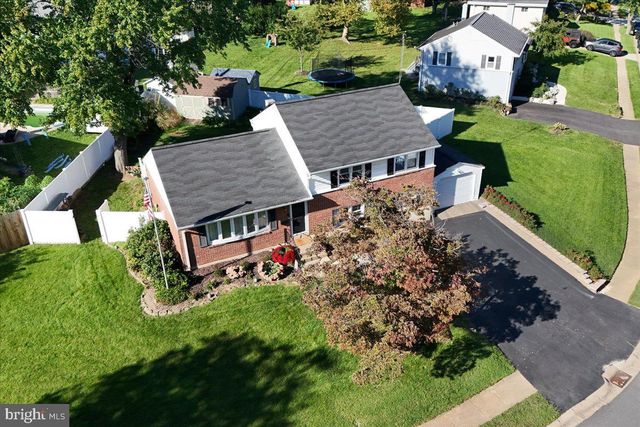 1803 GRAVERS LN, Wilmington, DE 19810