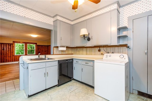 3442 Flat River Road, Coventry, RI 02816
