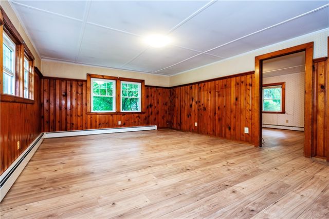 3442 Flat River Road, Coventry, RI 02816