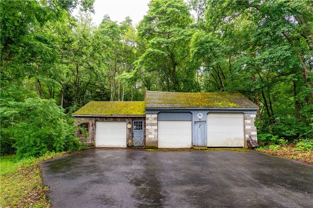 3442 Flat River Road, Coventry, RI 02816