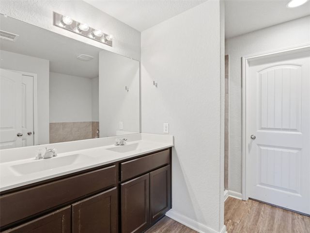 2621 McCrae, New Braunfels, TX 78130