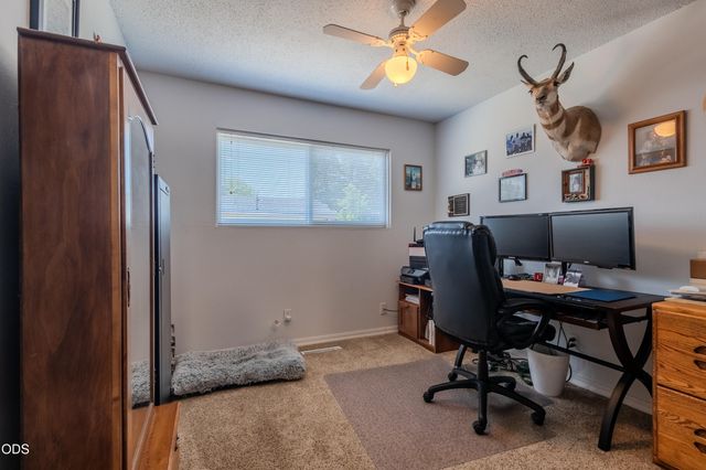 212 Windsor Way, Central Point, OR 97502