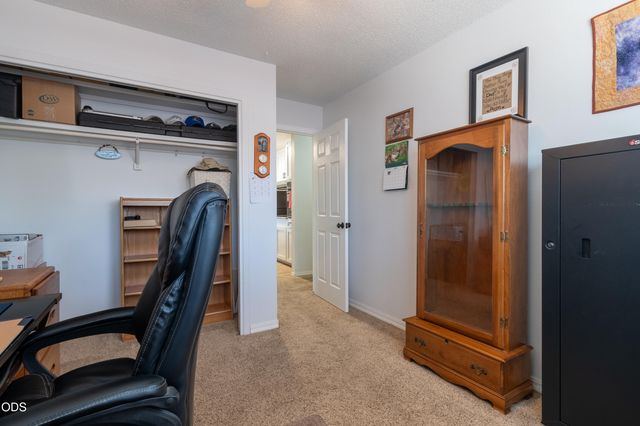 212 Windsor Way, Central Point, OR 97502