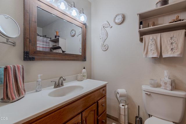212 Windsor Way, Central Point, OR 97502