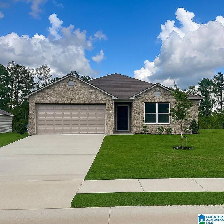 893 CAMDEN LOOP, Calera, AL 35040