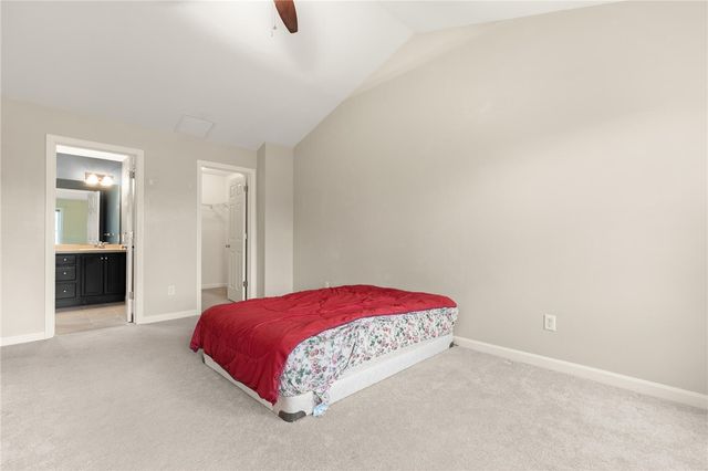 420 Cottrell Road, Tiverton, RI 02878