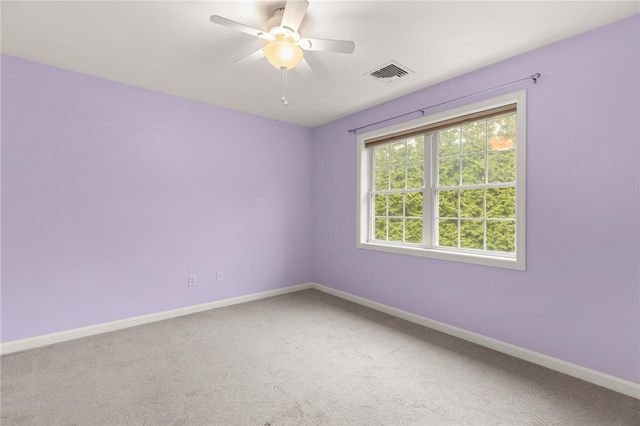 420 Cottrell Road, Tiverton, RI 02878