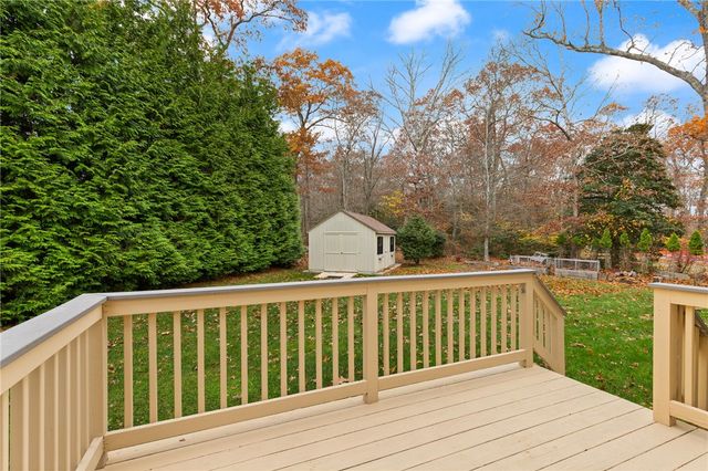 420 Cottrell Road, Tiverton, RI 02878