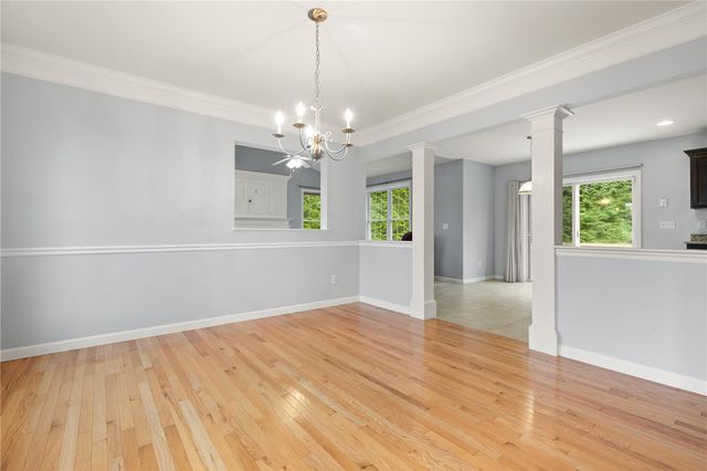 420 Cottrell Road, Tiverton, RI 02878