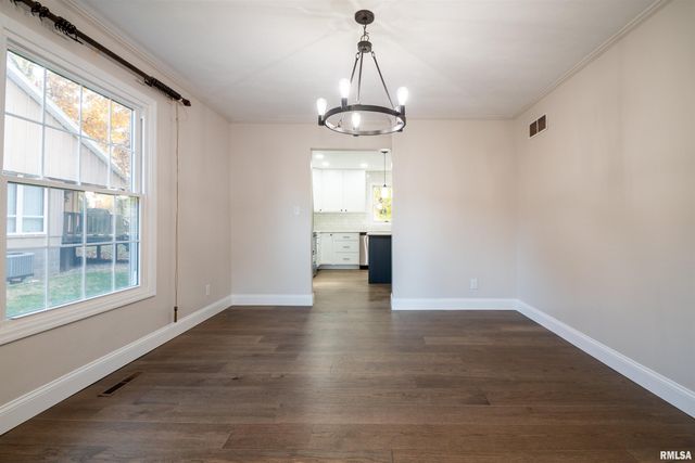 6520 N TALISMAN Terrace, Peoria, IL 61615