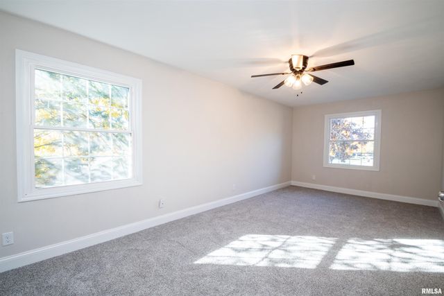 6520 N TALISMAN Terrace, Peoria, IL 61615