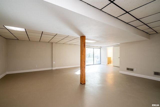 6520 N TALISMAN Terrace, Peoria, IL 61615