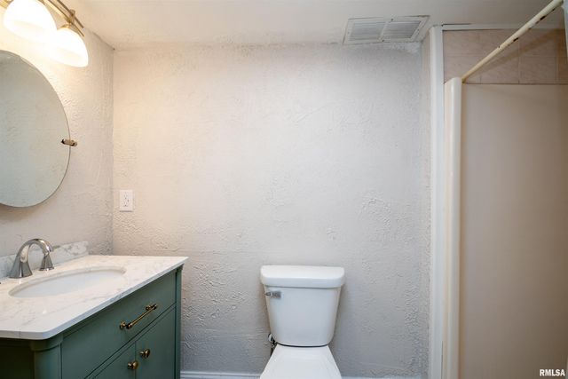 6520 N TALISMAN Terrace, Peoria, IL 61615