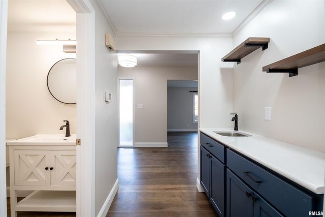 6520 N TALISMAN Terrace, Peoria, IL 61615