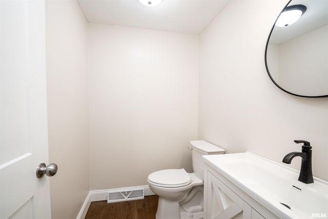 6520 N TALISMAN Terrace, Peoria, IL 61615