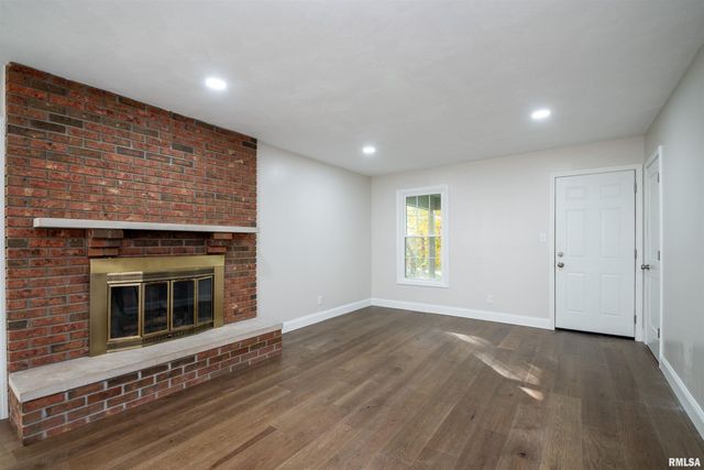 6520 N TALISMAN Terrace, Peoria, IL 61615