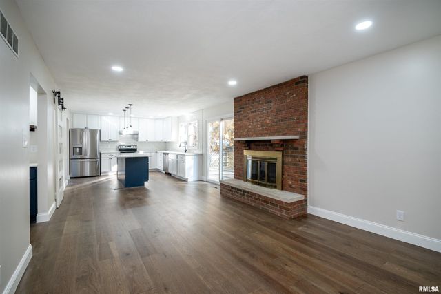 6520 N TALISMAN Terrace, Peoria, IL 61615