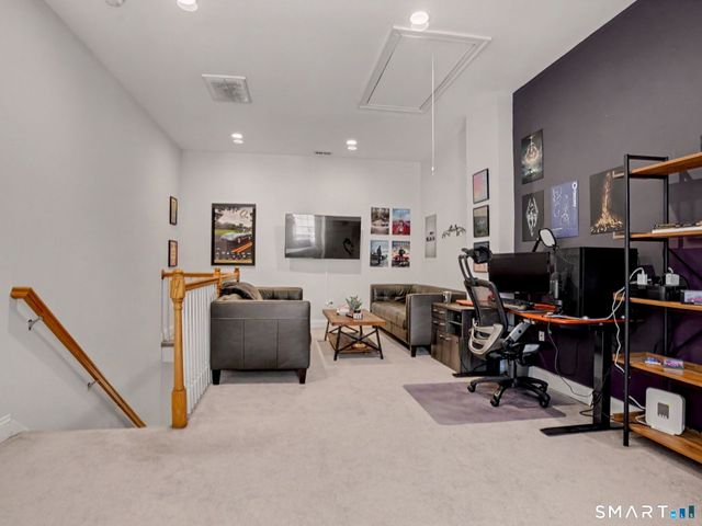 85 Camp Avenue 14E, Stamford, CT 06907