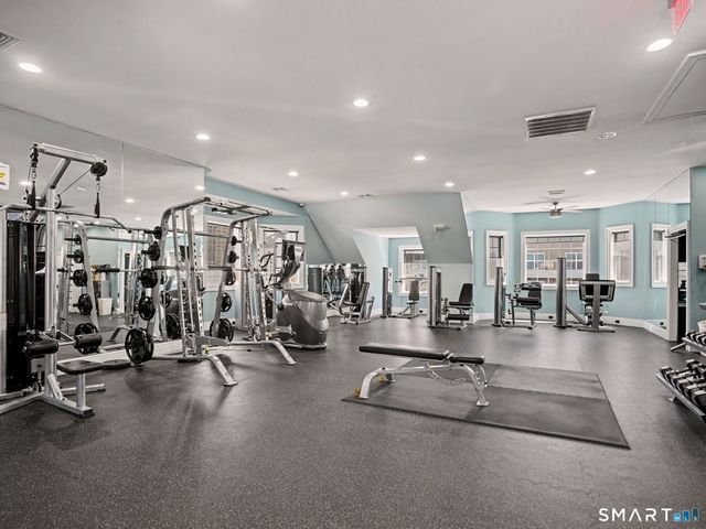 85 Camp Avenue 14E, Stamford, CT 06907