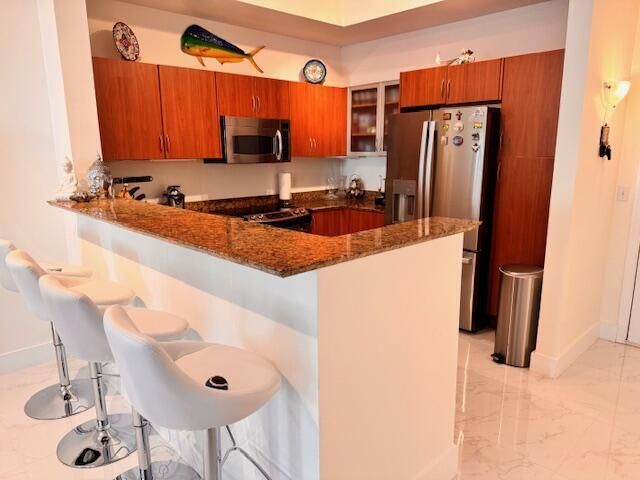 804 E Windward Way 103, Lantana, FL 33462