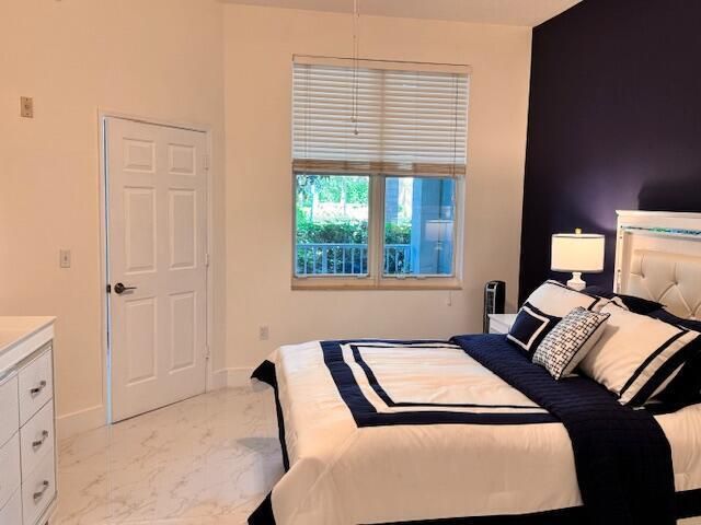 804 E Windward Way 103, Lantana, FL 33462